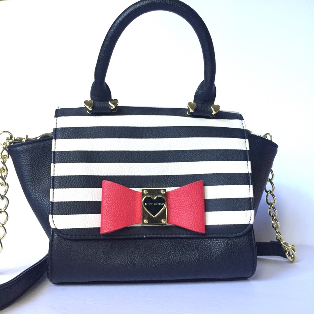Betsey Johnson ❣️